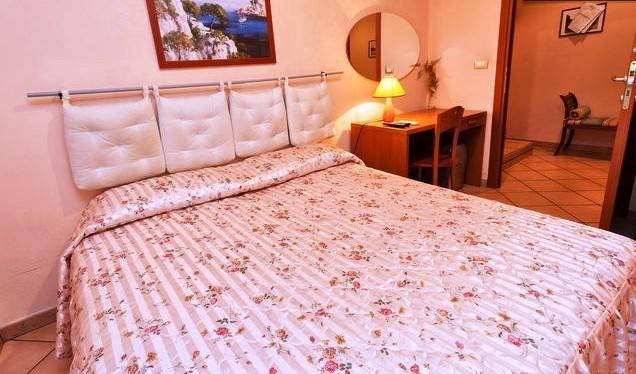 Saint Peter Holiday Roma Phòng bức ảnh