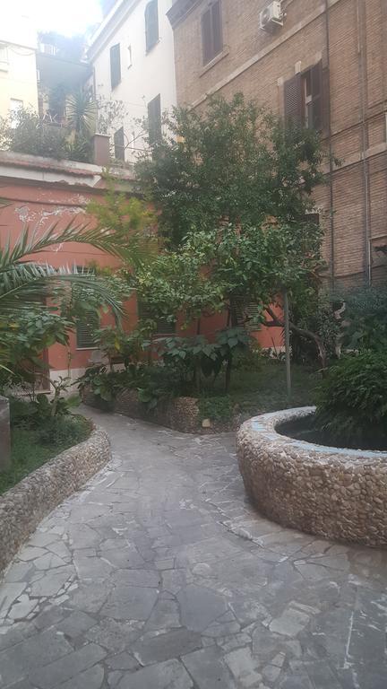 Saint Peter Holiday Roma Ngoại thất bức ảnh