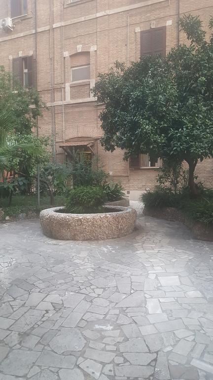 Saint Peter Holiday Roma Ngoại thất bức ảnh